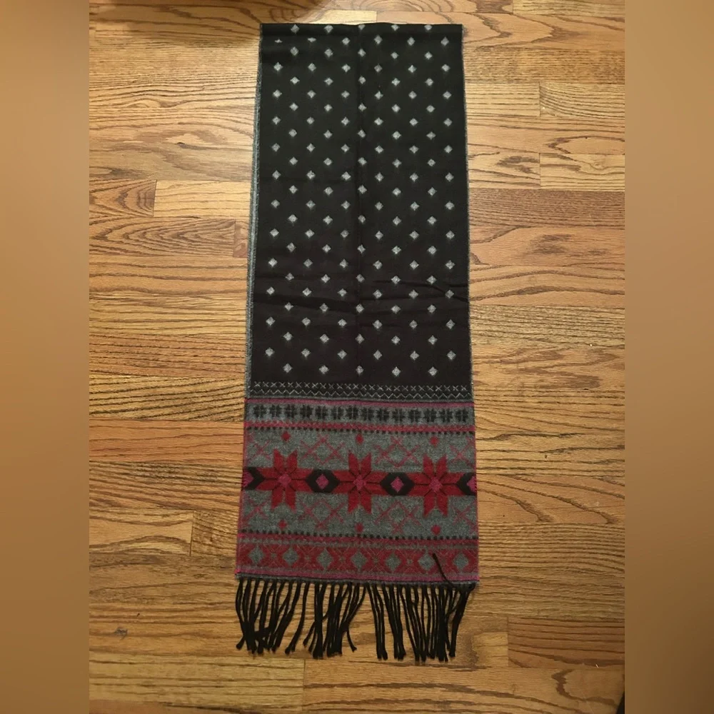 Merona Men's Rustic Outdoorsy Patterned Black Grey Red Winter Fringed Scarf